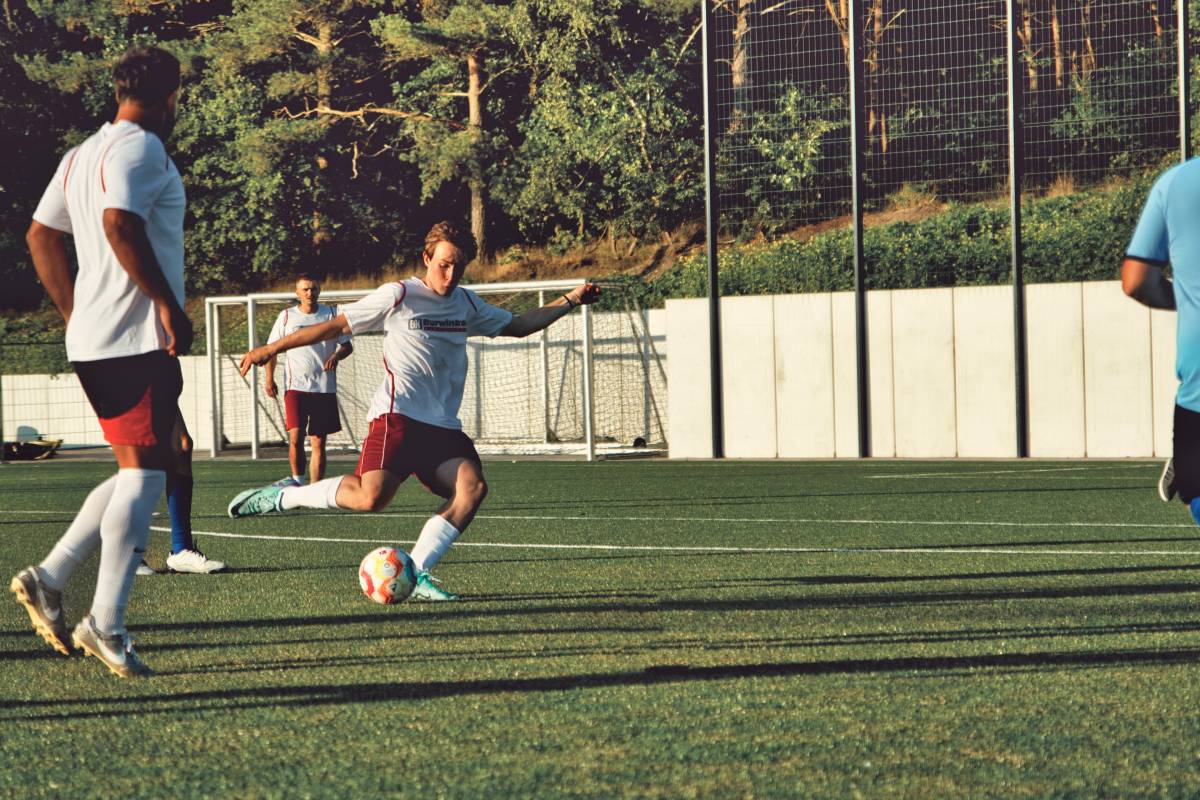 Mit einem elfköpfigen Team haben wir am Kunststoffcup 2024 in Lohne teilgenommen.