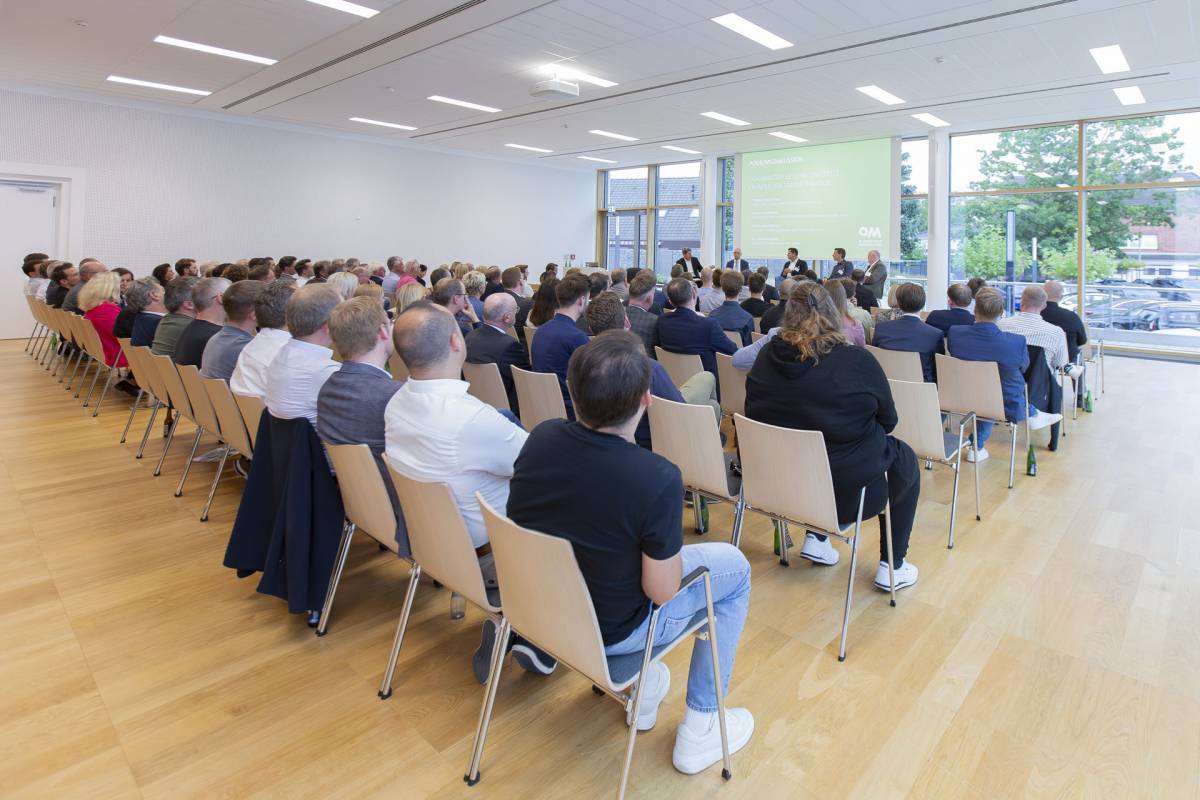 Unser Geschäftsführer Steffen Breitenstein bei einer Podiumsdiskussion zum Thema 