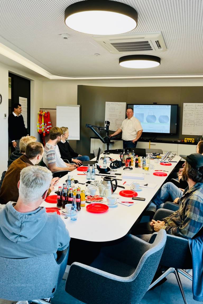 Materialschulung mit Konstrukteuren der Von Bike Holding.