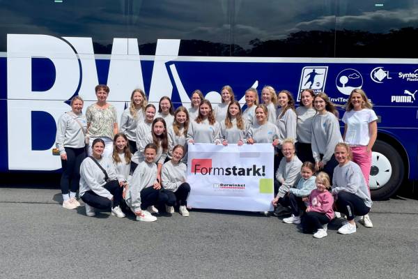 Die Firma Burwinkel unterstützt die Lohner Showgruppe 